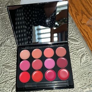 Ish Lip Statement Palette NWT